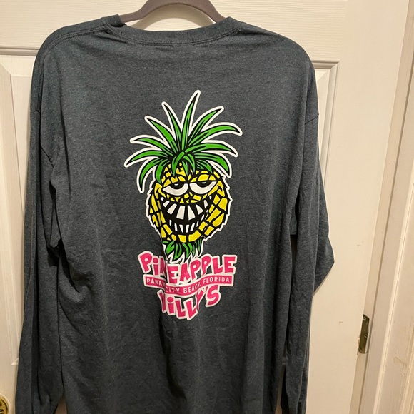 NWT pineapple Willy T-shirt. Long sleeve. - Picture 2 of 2